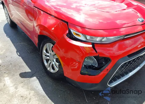 2020 Kia Soul Lx z USA, uszkodzony, nr VIN KNDJ23AU7L7041206